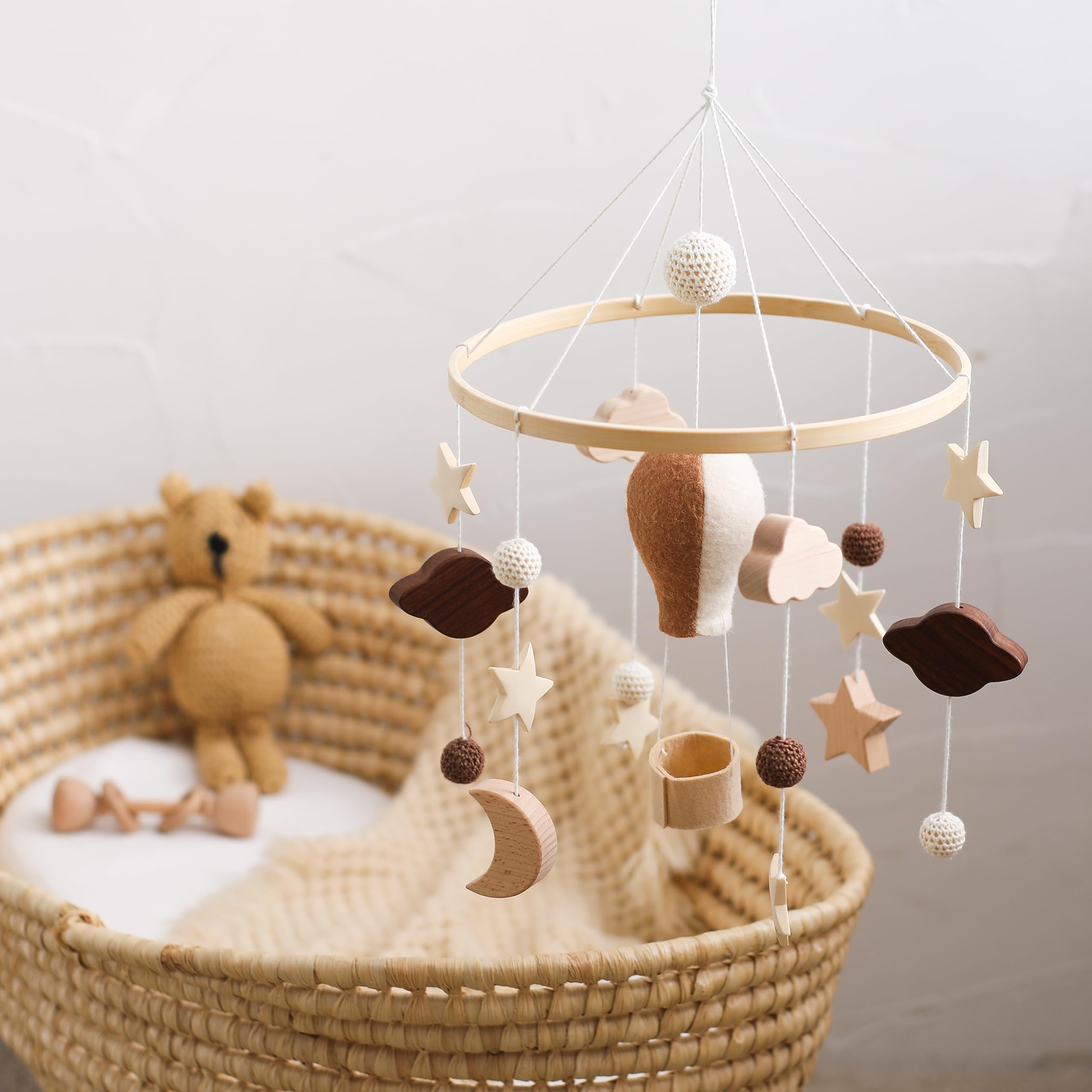 Amazon | ベッドメリー 熱気球 ふわふわ 月 星 雲 木製モビール 壁飾り